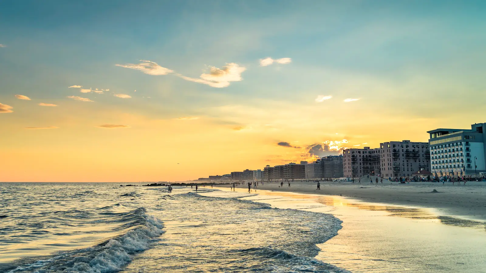 The Long Beach, NY shoreline — barrier-island homes sit between ocean surge and bay flooding